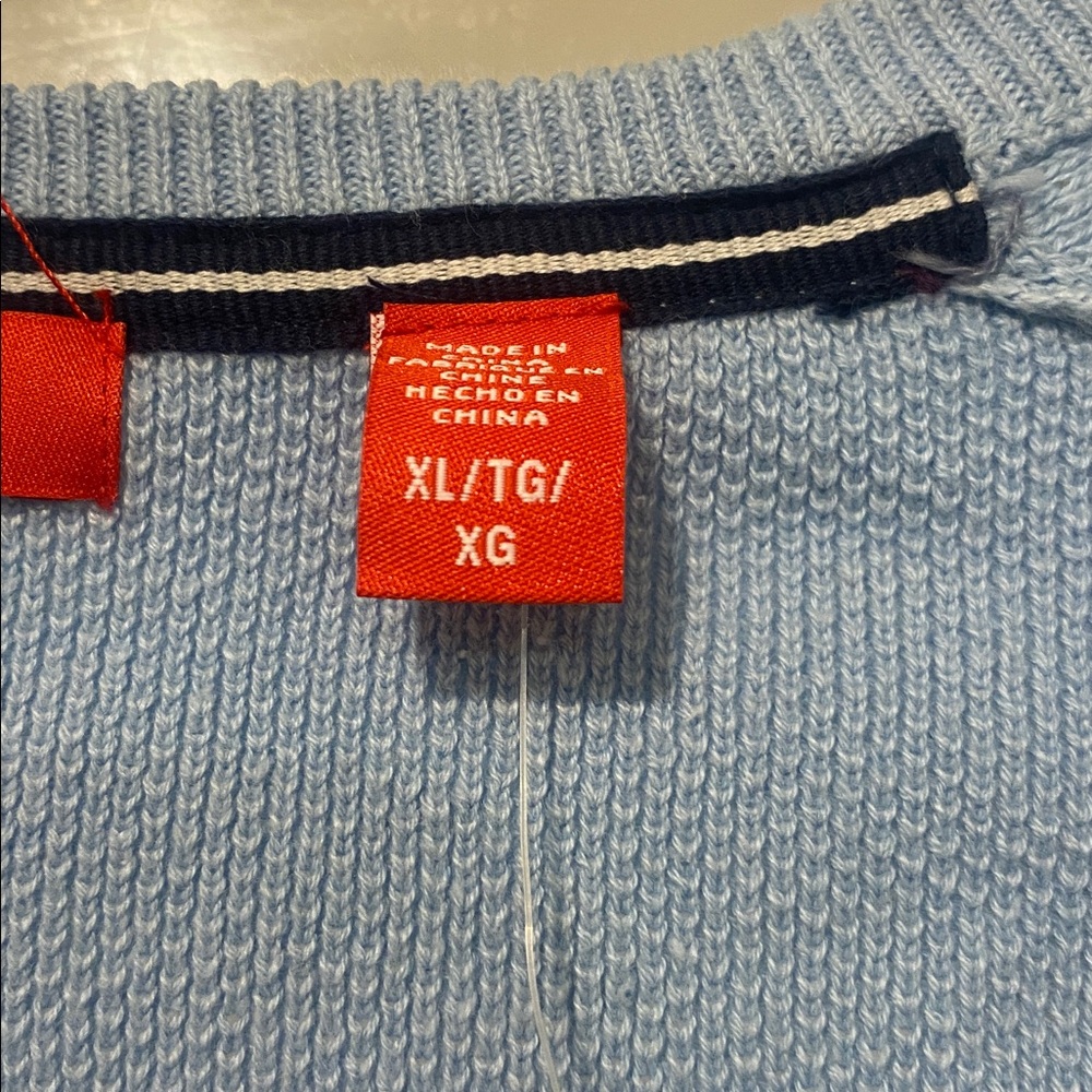 Izod size XL Sweater New With Tags - Picture 6 of 7